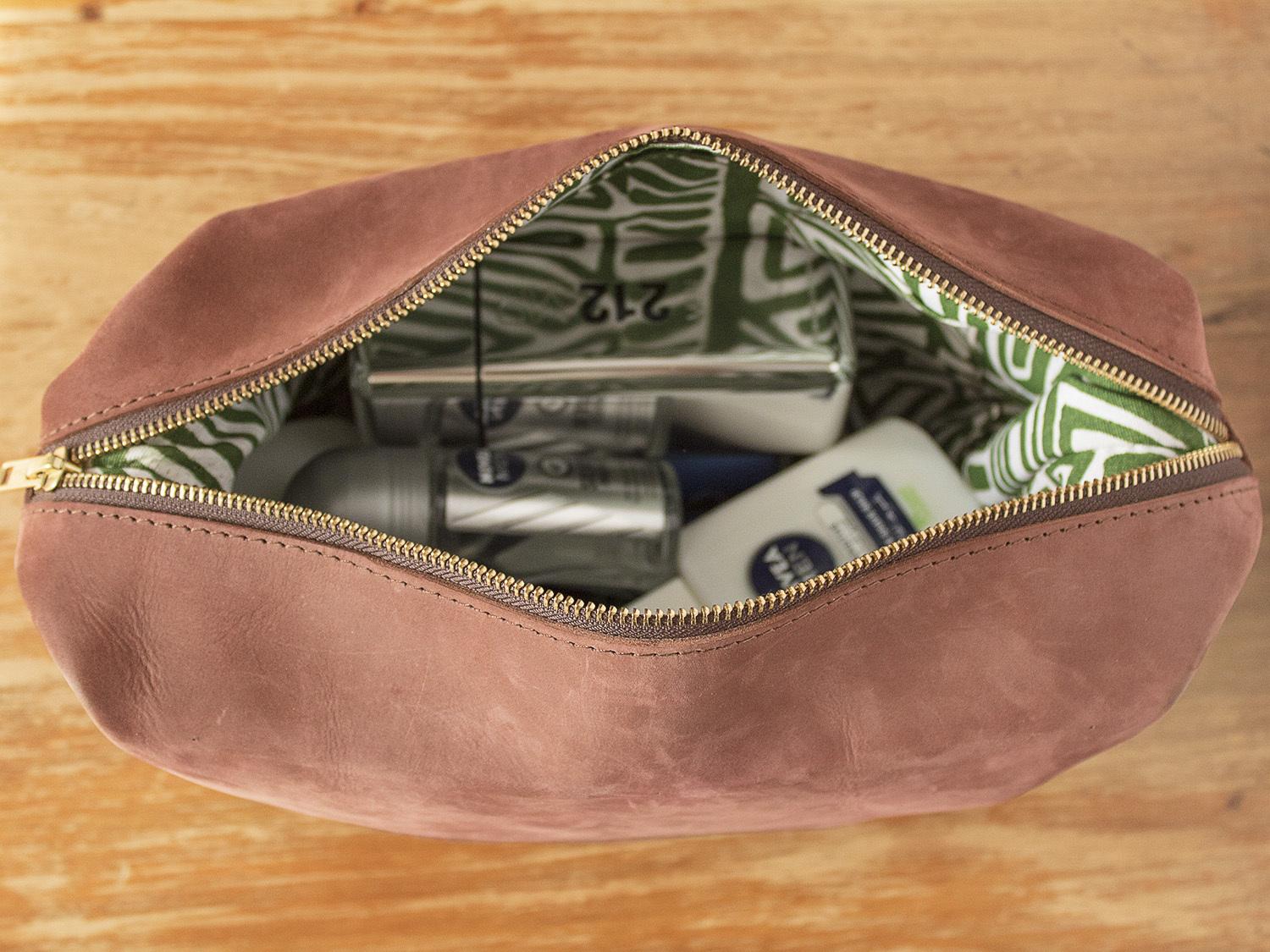 Wash Bag - Image 11