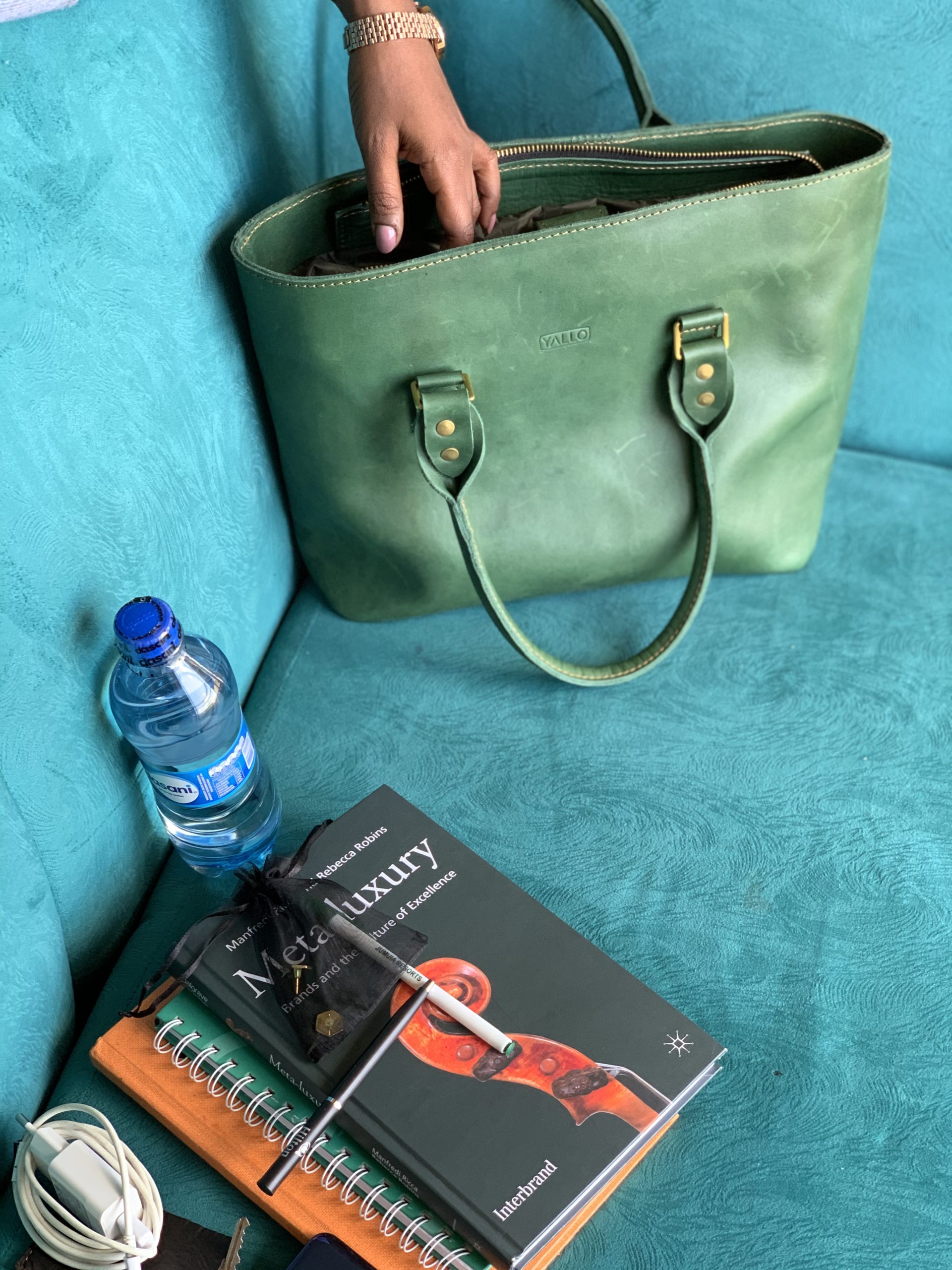 Sosian Laptop Bag - Image 8