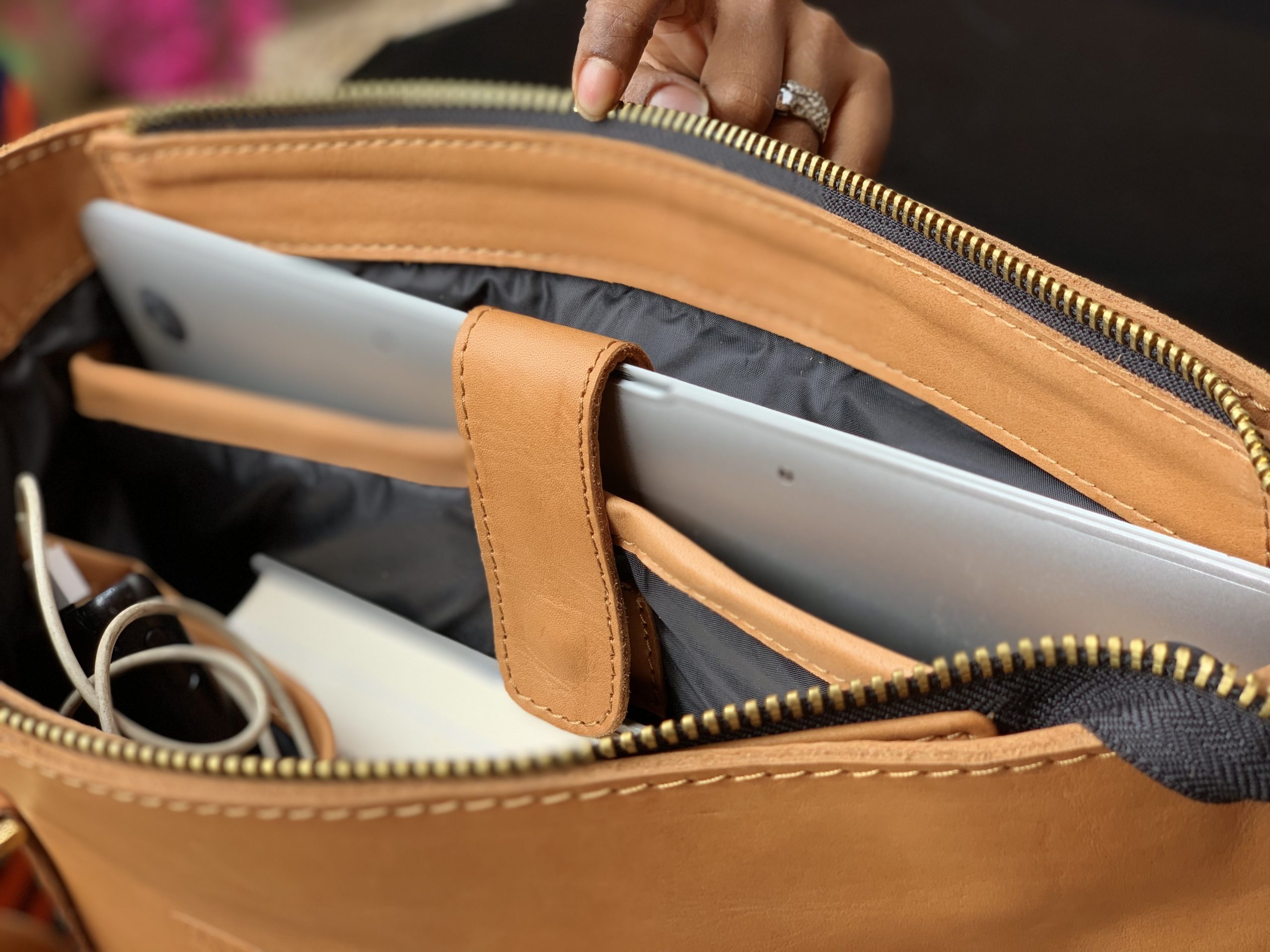 Sosian Laptop Bag - Image 17