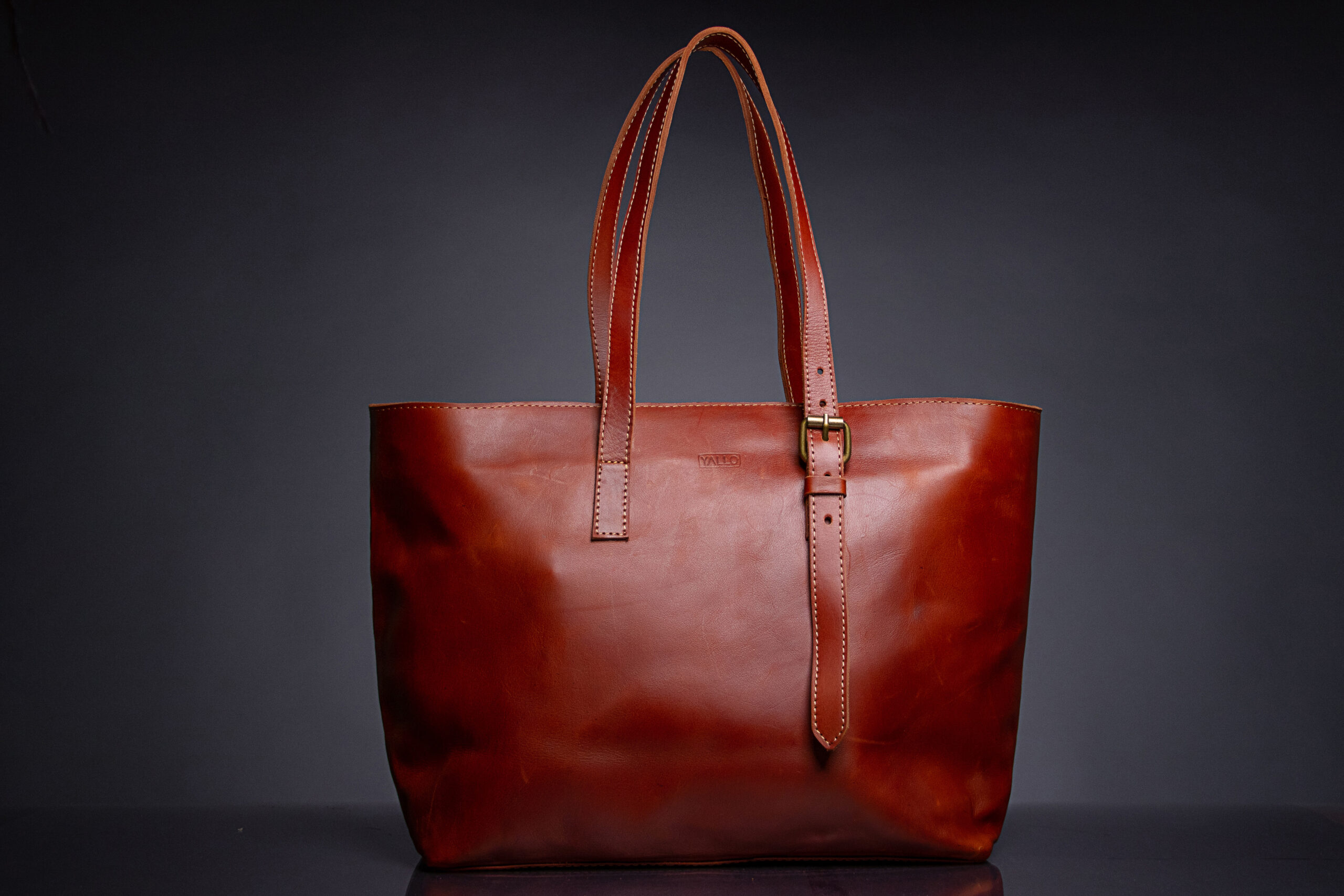 Shella Large adjustable strap