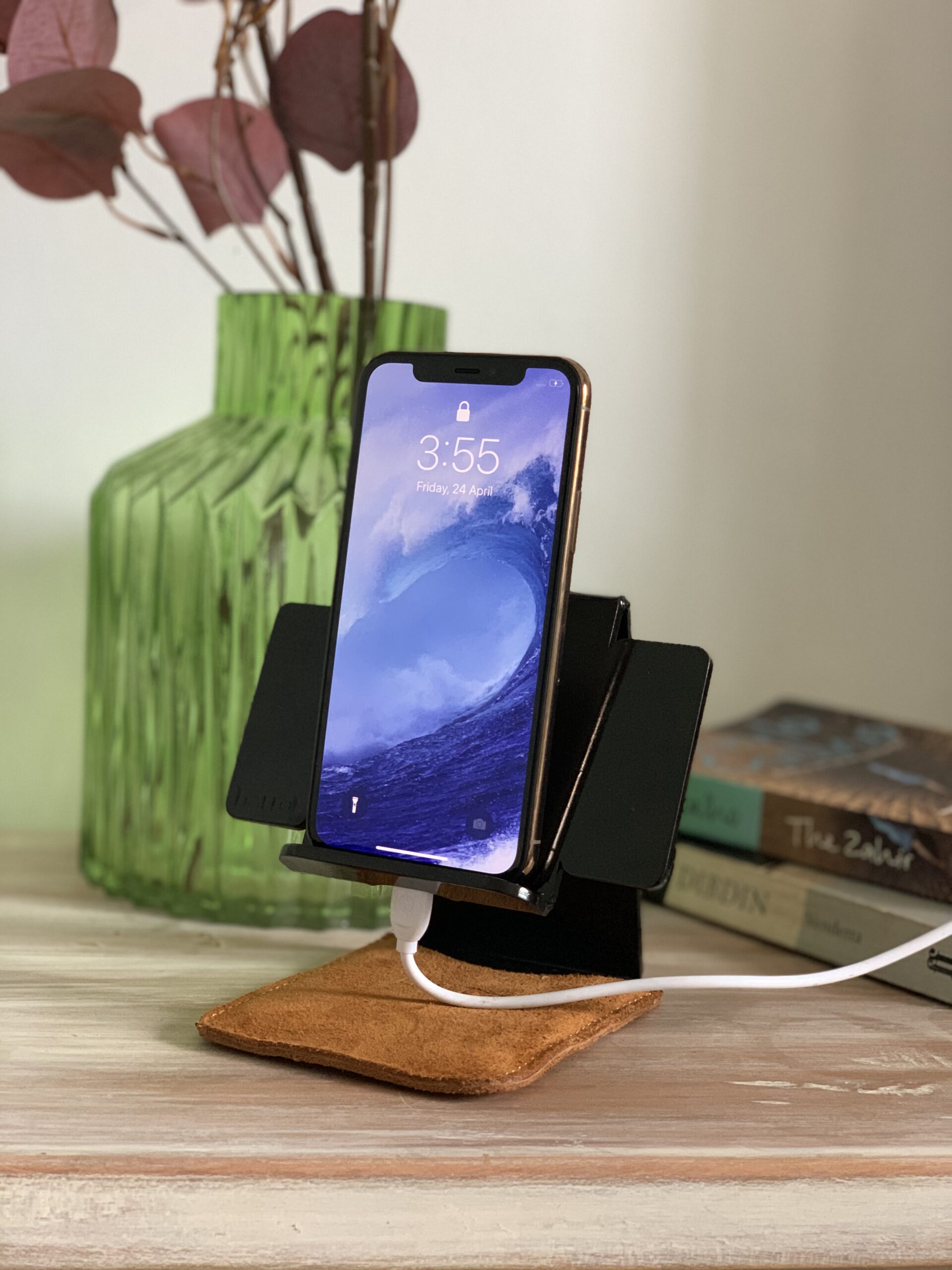 Nuki - Hands free stand - Image 2