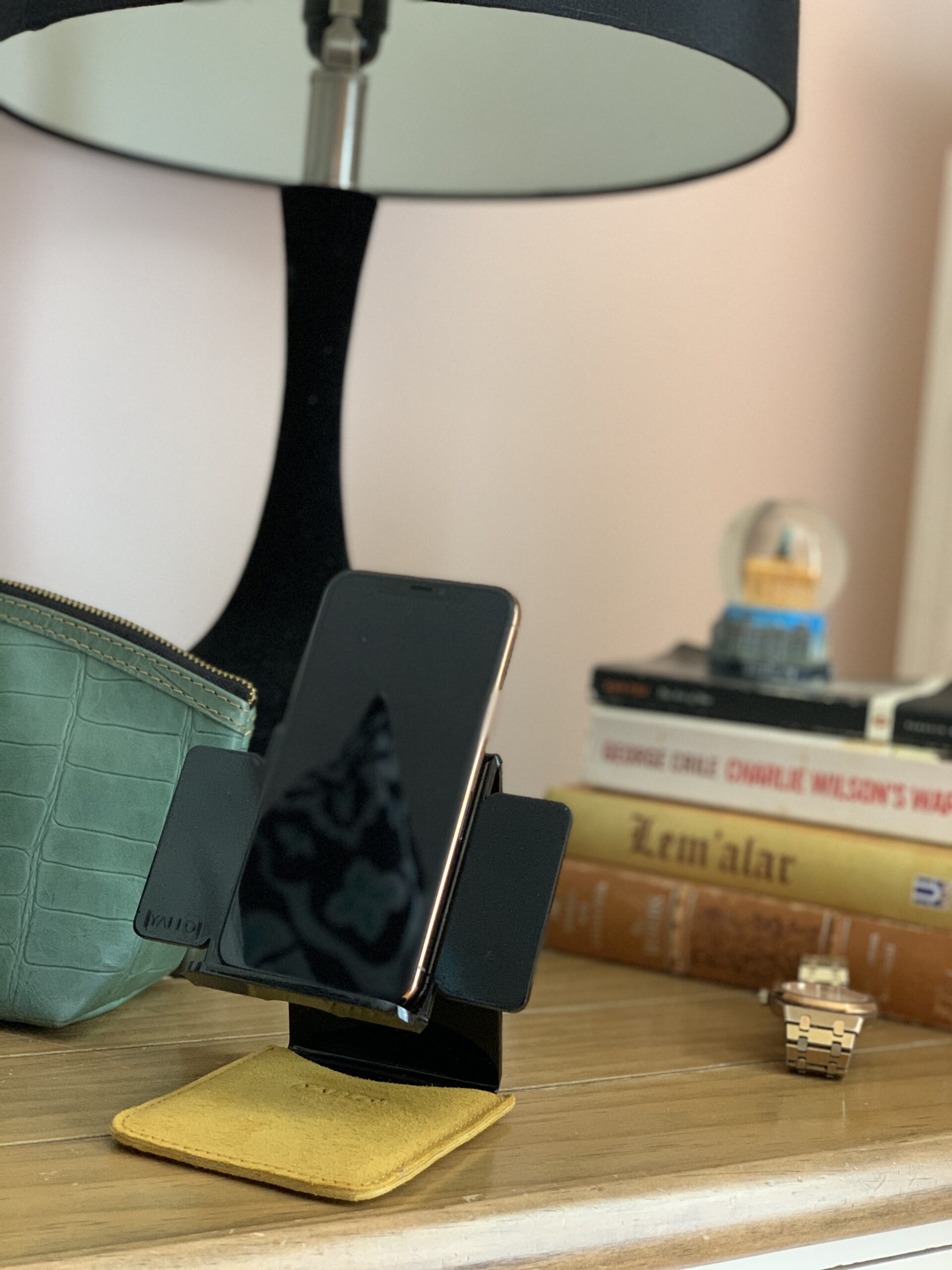 Nuki - Hands free stand - Image 8