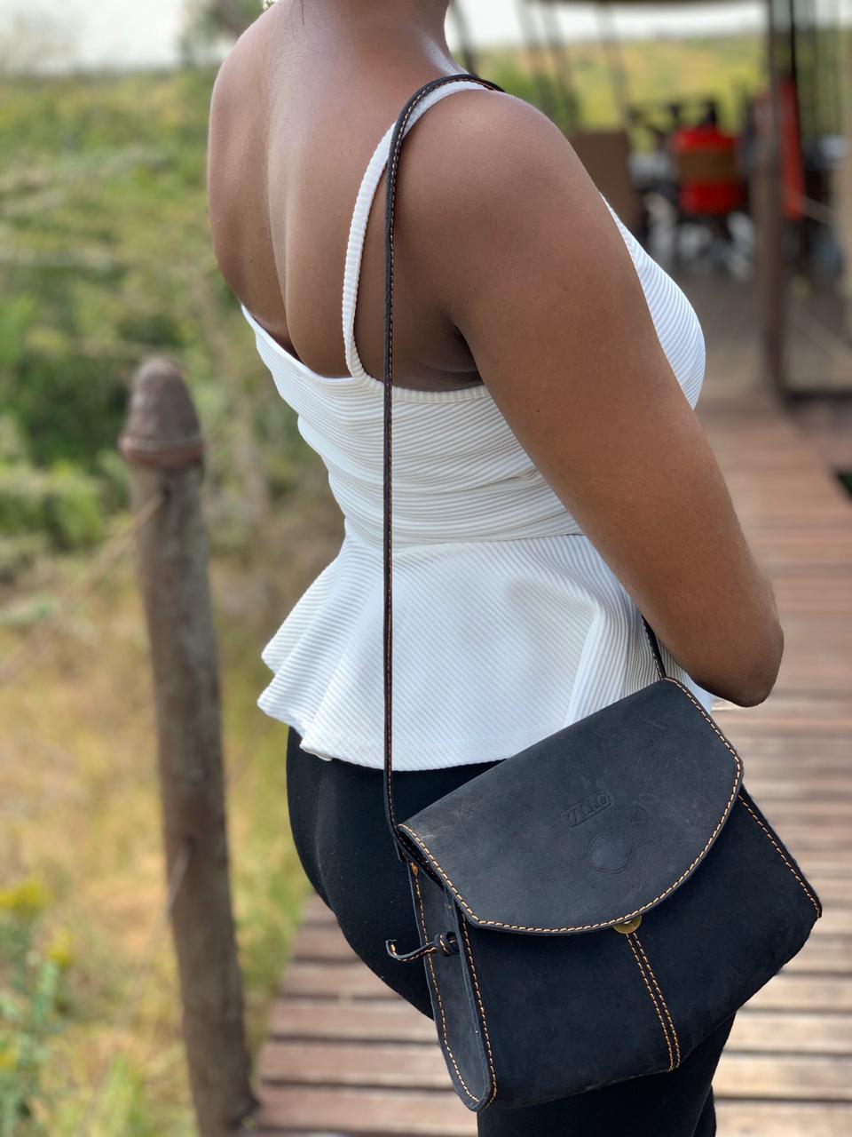 Sambara sling bag - Image 6